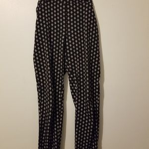 Slim black printed ankle pants